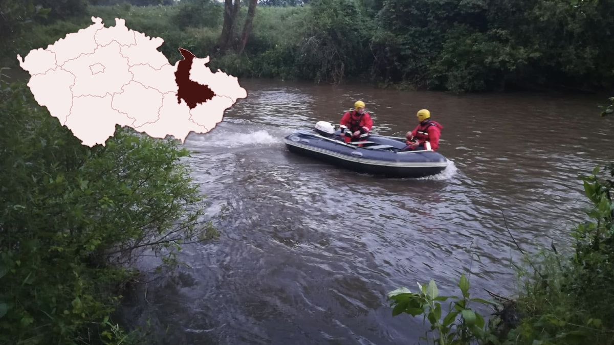 Toky v Olomouckém kraji klesly, pátrání po vodákovi pokračuje